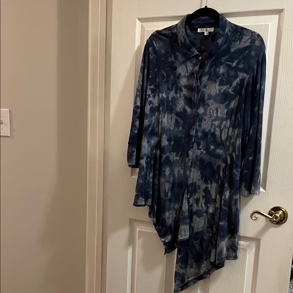 Women's Blue Tie-Dye Button Down Shirt